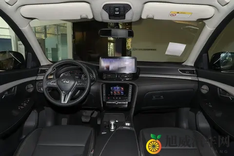 月销仅130台！改款英菲尼迪QX50实车到店，换装悬浮中控屏-3