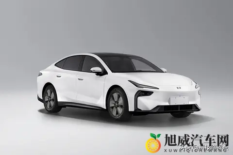 一汽奔腾｜悦意08正式亮相工信部，定位纯电动中型轿车-1