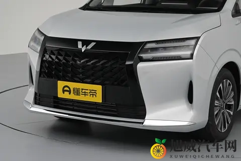 10万级可闭眼入五菱星光730？实力诠释买MPV终于不用委屈将就了！-1