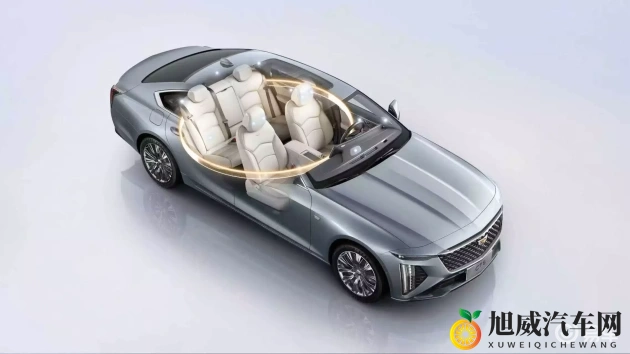 男生和女生插插插：新能源汽车充电技术革新，引领未来出行体验-1