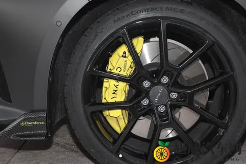 吉利终于又放大招，10万级的燃油车进阶上市，竟然用上20T+8AT-3