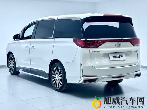 动漫美女被 奶头吸乳：动漫女神遭遇不雅侵犯，画面不堪入目-2