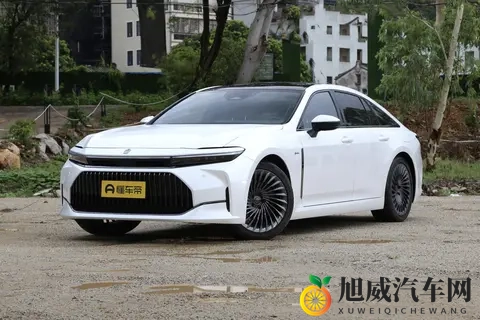 丰田皇冠（进口）选买指南：299万与349万版本怎么选？-2