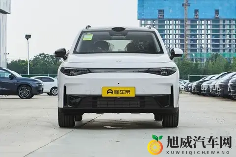 20万预算试了六座SUV，最终留在车位里的就是它-1