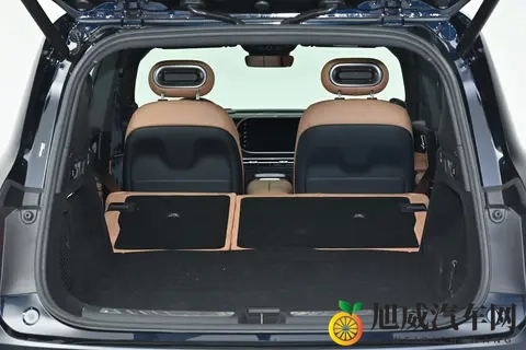 梅赛德斯 - 奔驰与吉利联合打造的全新 smart#5 EHD 超级电混体验解读-2