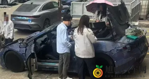 售价40万的敞篷跑车 腾势Z敞篷版路试谍照曝光-3