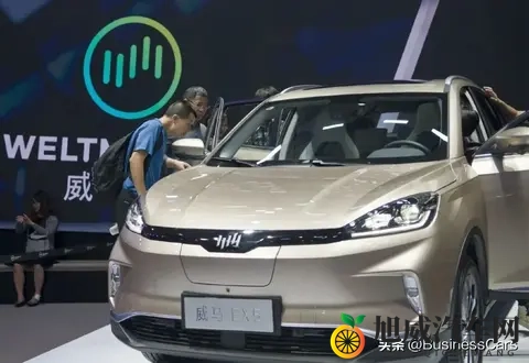 年轻人开始爱买“烂尾车”?-1