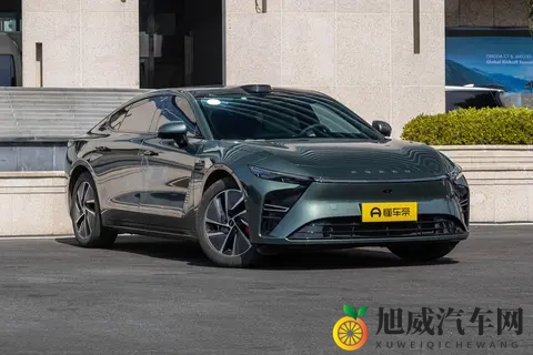 11月买车正当时！超能智享美学轿跑星纪元ES，该买的版本都在这儿-3