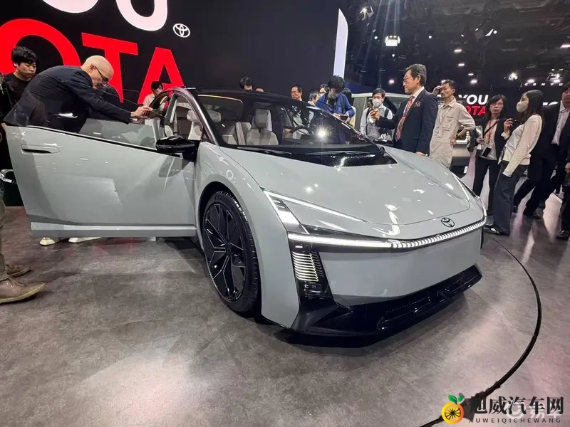 扒开千仞雪 狂揉 难受游戏：揭示千仞雪游戏内狂虐体验，身心受创-1