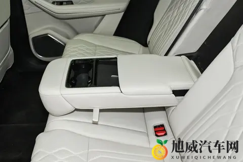 这款国产中大型 SUV 不香？比途昂省油，比汉兰达好看，真划算-1