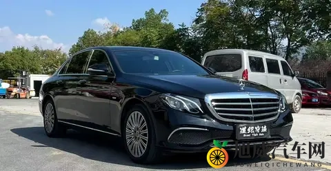 25万不到，圆你奔驰梦！20款E300L，一手车7万公里-2