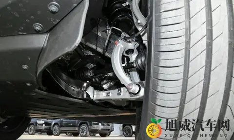 20万级插混SUV新优选！方程豹钛7智能配置超丰富，续航1300km-3