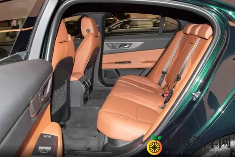 优惠后1598万起售,入门就是大马力后驱,捷豹XEL怎么选才划算-3