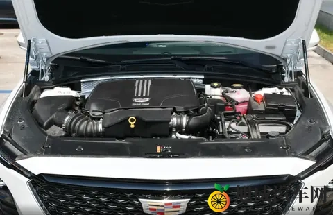 入门即豪华？2197万起售，凯迪拉克GT4怎么样-2