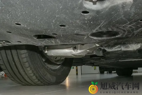 极氪009宜商宜家，大空间纯电MPV，续航900公里，轴距3205毫米-1