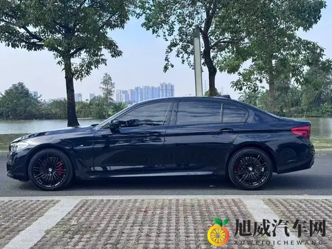 一手宝马5系：19款530Li，18万多享行政级舒适！-1
