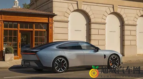 帅气不输小米SU7，小鹏P7新车登场，全系标配前Brembo四活塞卡钳-3