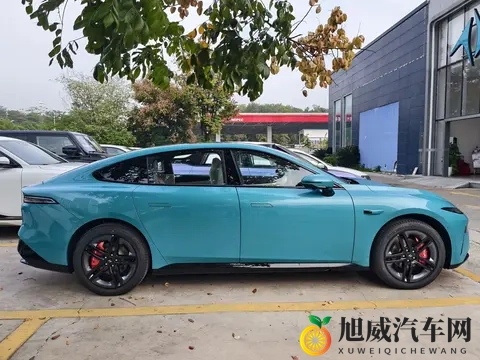 20万级纯电轿跑推荐！69秒破百，续航500km，带劲吗？-1