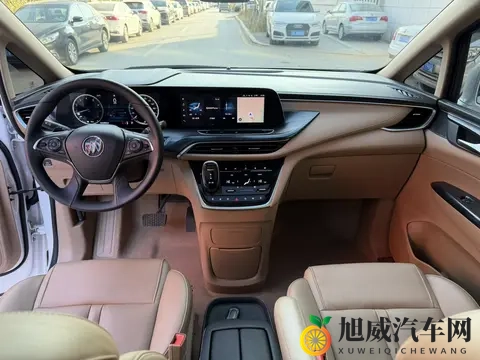 16万多拿下20款别克GL8陆尊，家用商务都合适？-3