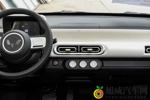 五菱宏光MINIEV购车手册丨不同预算用户，怎么选更划算？-3