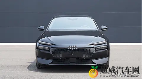 奥迪A6纯电轿车，搭载宁德时代电池，最高时速200公里，两款中网-3