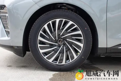 家用SUV怎么选?这款车型11月购车有福利,配置高操控出色!-2