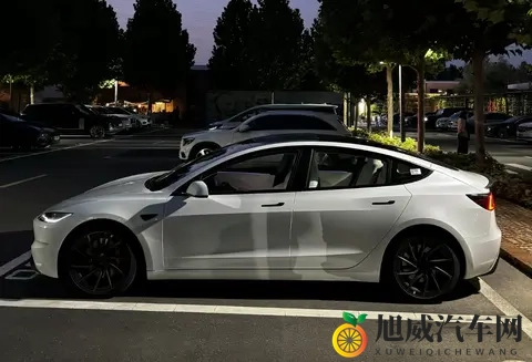 水蜜桃网站：新能源汽车爆发，自动驾驶技术突破，汽车行业未来趋势展望-2