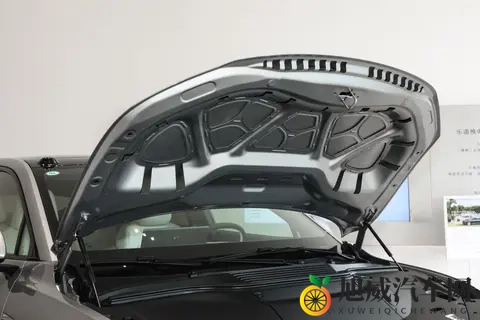 2025款乐道L60长续航版试驾感受：续航够用，补能不愁，保值无忧-1