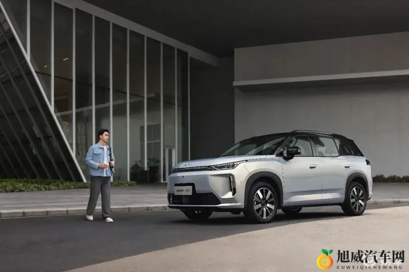 纯电增程均可选，双动力布局的广汽埃安AION i60上市-1