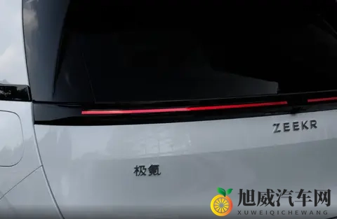 黄色软件APP下载：智能驾驶APP，安全出行新选择-2