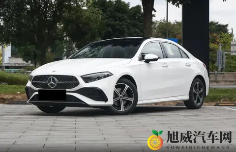 采用13T+7DCT动力组合，定位紧凑型车，25款奔驰A级怎么选？-3