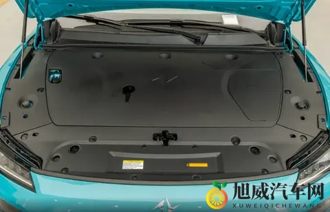 更时尚更激进，东风奕派eπ007+该有的全都有，预售1499万起-3