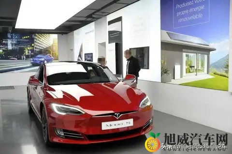 车门被锁，人困火中，系统成枷锁-2