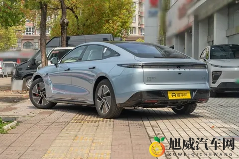 2025 款星纪元 ES 价格良心，综合续航1645公里，性价比确实高-1