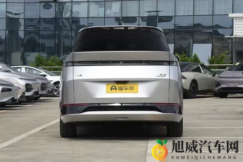 新车 外观调整,或配3颗图灵芯片,新款小鹏X9纯电版实车曝光-1