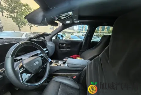 纯电“小凯雷德”?凯迪拉克VISTIQ国产现身,尺寸比IQ锐歌大一圈-3