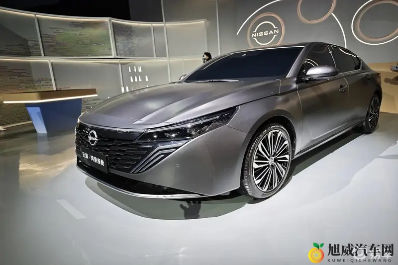 精品人妻伦一二三区免费密爱:新能源汽车与智能驾驶:探索绿色出行新潮流-1