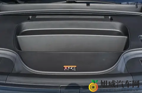 2298万元起，外观简约时尚，新款极氪7X上市！-3