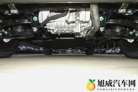 比理想L系列更大气,比坦克300更舒适,方程豹钛7确实有点东西-3