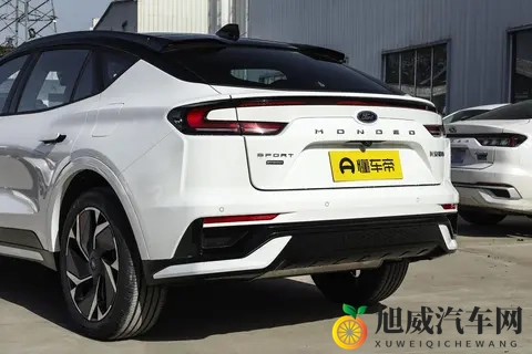 展现美系力量感，搭载20T混动系统的福特蒙迪欧ST-Line运动版-1