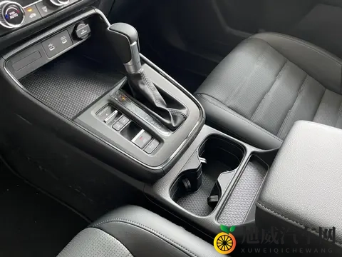 CR-V全球30年荣耀款对比皓影，家用SUV到底该怎么选？-1