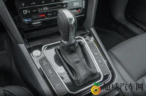 动力充沛，颜值高，配置扎实，大众CC怎么选？-1