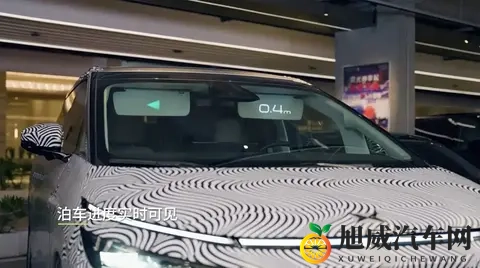 小鹏Robotaxi搭载遮阳板车外显示功能，效果炫酷但有两个疑问-3