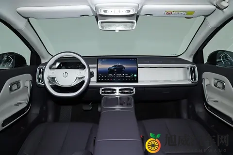 预算10万左右买纯电轿车，为什么推荐零跑B01？-1