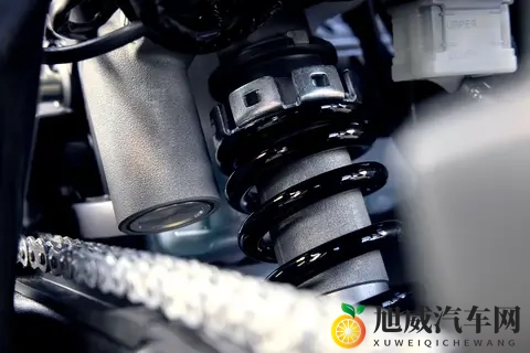 本田发布2026款XL750，新增电子离合器，这下上手难度更低了！-1