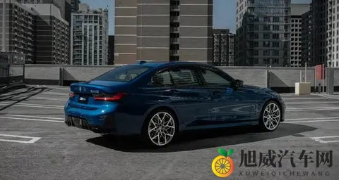 宝马3系五十周年纪念版，它不是车，是德国人写的半世纪情书-3