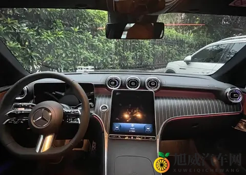 1069技师男男按摩：汽车保养新潮流，专业技师呵护爱车-1