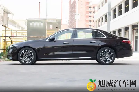 打扑克又叫又疼软件:智能驾驶辅助系统:安全出行新趋势-1