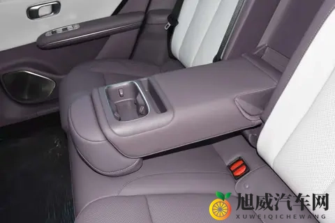 国产新世代BMW iX3正进行纽北赛道例行测试 计划于2026年投产-1