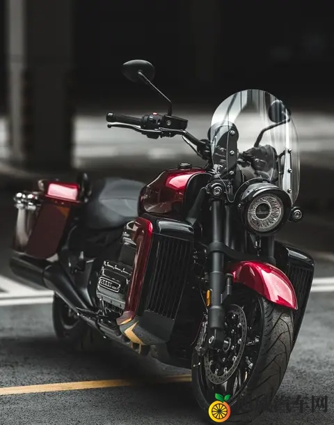 新车  1898万元起，20升8缸发动机，长城灵魂巡航车S2000-1